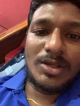 Snapshot of RamseyHot chatting on 10-29-25, 05:47 RamseyHot online show from 10-29-25, 05:47