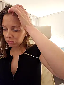 Snapshot of novaforyou1 chatting on 10-30-25, 04:41 novaforyou1 online show from 10-30-25, 04:41