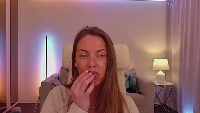 novaforyou1 online show from 04-22-26, 09:38