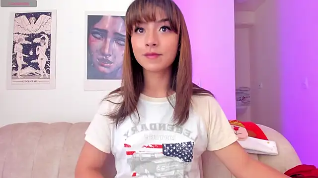 Snapshot of Moonlight1002 chatting on 12-10-24, 04:02 Moonlight1002 online show from 12-10-24, 04:02