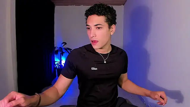 MitchellXD online show from 12-04-25, 01:26