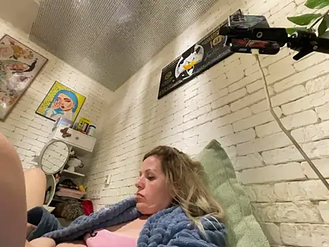 Angel girllovemy online show from 03-07-25, 05:28