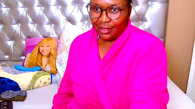 missboobsxx online show from 03-08-26, 07:50