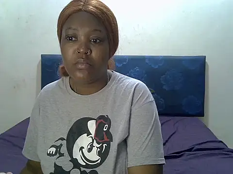 Snapshot of Spice202 chatting on 09-10-25, 06:24 Spice202 online show from 09-10-25, 06:24