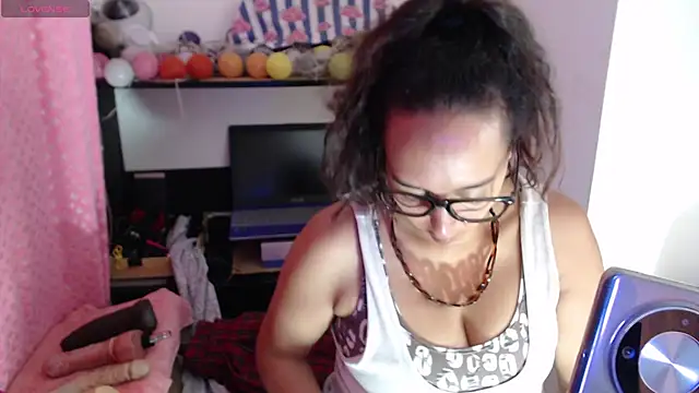 Snapshot of Bekkakinky chatting on 03-05-26, 04:25 Bekkakinky online show from 03-05-26, 04:25