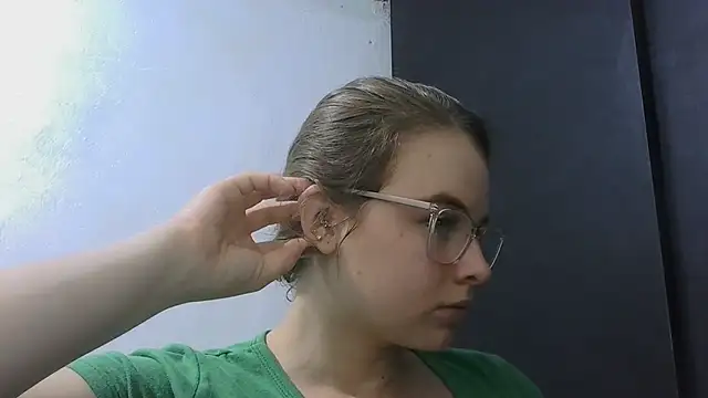 Snapshot of HellenMiyer1111 chatting on 07-21-26, 05:59 HellenMiyer1111 online show from 07-21-26, 05:59