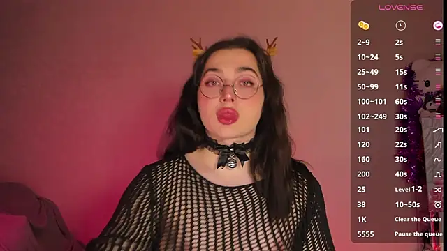 YsabellViveris online show from 12-23-24, 05:28