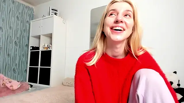 KenzieDawton online show from 12-15-24, 05:13