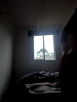 Snapshot of karlythoth@xh chatting on 10-14-25, 05:14 karlythothxh online show from 10-14-25, 05:14
