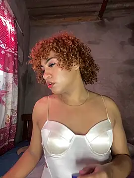 Snapshot of Iam_FerH chatting on 02-15-25, 09:37 Iam FerH online show from 02-15-25, 09:37