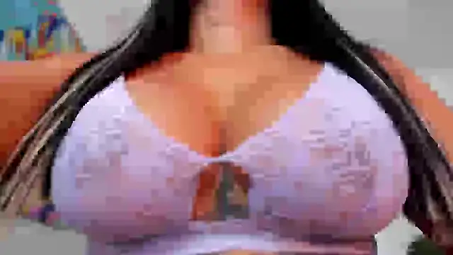 Snapshot of rosalia-04 chatting on 01-10-25, 07:32 rosalia-04 online show from 01-10-25, 07:32