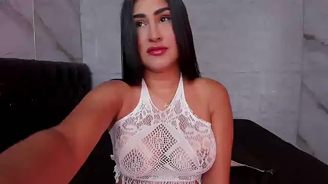 Snapshot of rosalia-04 chatting on 09-17-25, 06:53 rosalia-04 online show from 09-17-25, 06:53