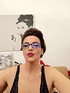 Snapshot of RebeccaNoble chatting on 03-05-26, 12:01 RebeccaNoble online show from 03-05-26, 12:01