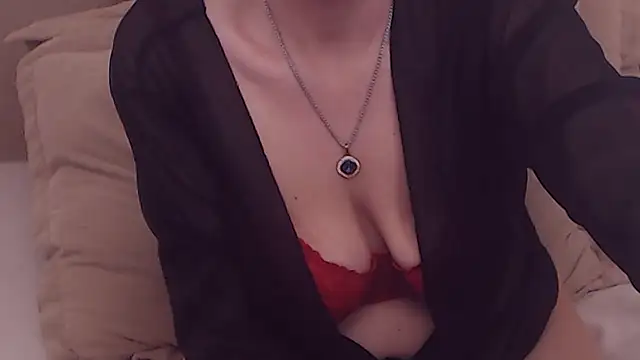 Snapshot of RebeccaNoble chatting on 04-27-26, 03:04 RebeccaNoble online show from 04-27-26, 03:04