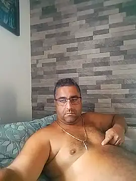 Snapshot of ADRIAN_ADI40 chatting on 07-06-26, 11:18 ADRIAN ADI40 online show from 07-06-26, 11:18
