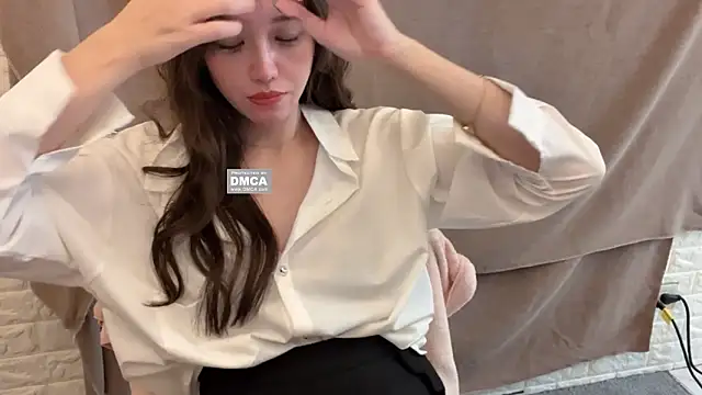 Tw Zoella online show from 02-27-25, 03:58