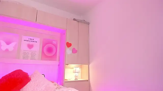 SophiaaStone online show from 03-04-25, 11:40