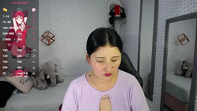 Snapshot of BIANCAROY1 chatting on 02-25-25, 06:42 BIANCAROY1 online show from 02-25-25, 06:42