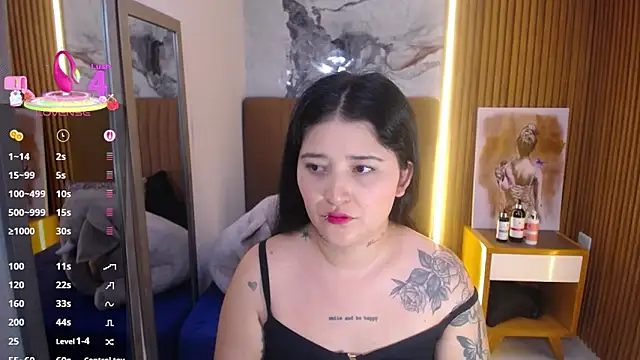 Snapshot of BIANCAROY1 chatting on 09-19-25, 06:41 BIANCAROY1 online show from 09-19-25, 06:41