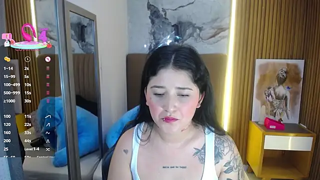 Snapshot of BIANCAROY1 chatting on 10-16-25, 06:42 BIANCAROY1 online show from 10-16-25, 06:42