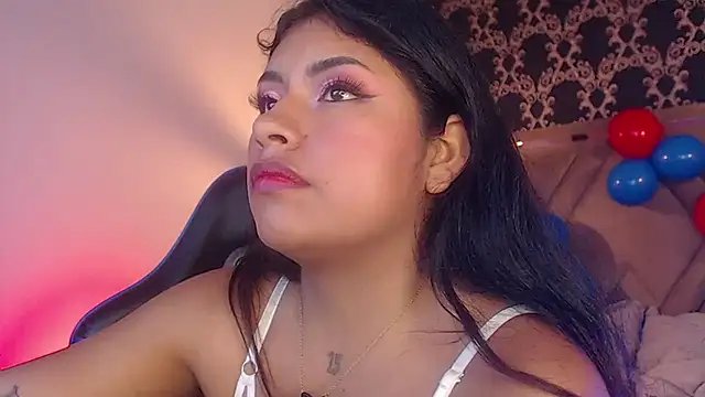 ChantalPetit online show from 07-04-26, 02:12