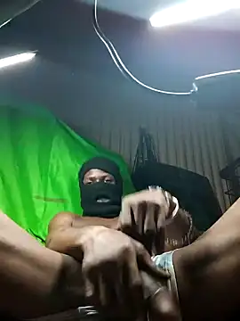 Snapshot of Maculine_Stayr chatting on 12-02-24, 07:27 Maculine Stayr online show from 12-02-24, 07:27