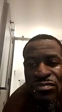 Snapshot of Maculine_Stayr chatting on 12-05-24, 08:22 Maculine Stayr online show from 12-05-24, 08:22