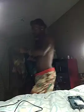 Snapshot of Maculine_Stayr chatting on 12-19-24, 03:40 Maculine Stayr online show from 12-19-24, 03:40