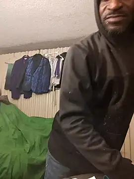 Snapshot of Maculine_Stayr chatting on 01-09-25, 03:47 Maculine Stayr online show from 01-09-25, 03:47