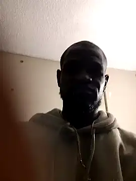 Snapshot of Maculine_Stayr chatting on 01-15-25, 05:05 Maculine Stayr online show from 01-15-25, 05:05