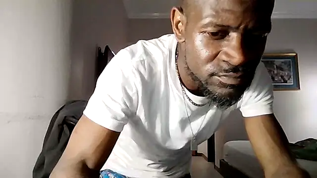 Maculine Stayr online show from 03-22-26, 10:24