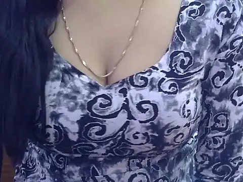 Your wild Dia online show from 03-08-25, 05:38