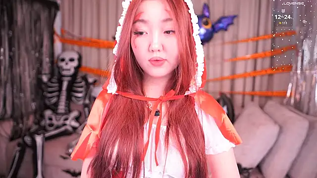 Snapshot of k_kimikooo chatting on 10-29-25, 02:47 k kimikooo online show from 10-29-25, 02:47