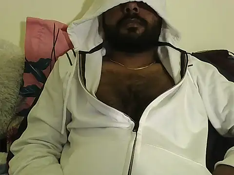 Snapshot of SHENOY3 chatting on 01-28-25, 01:39 SHENOY3 online show from 01-28-25, 01:39