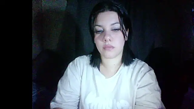 Snapshot of Janefruti chatting on 03-08-26, 05:00 Janefruti online show from 03-08-26, 05:00