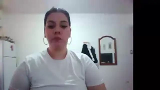 Snapshot of Janefruti chatting on 06-03-26, 02:55 Janefruti online show from 06-03-26, 02:55