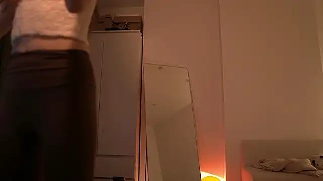 Weeissy online show from 03-07-26, 07:00