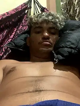 Snapshot of babysharckk chatting on 02-06-25, 11:04 babysharckk online show from 02-06-25, 11:04