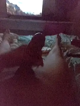 Kira-san online show from 11-24-25, 03:17