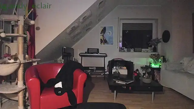 tinny williams online show from 09-19-25, 04:14