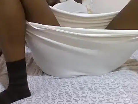 sweetelle09 online show from 03-06-25, 01:27