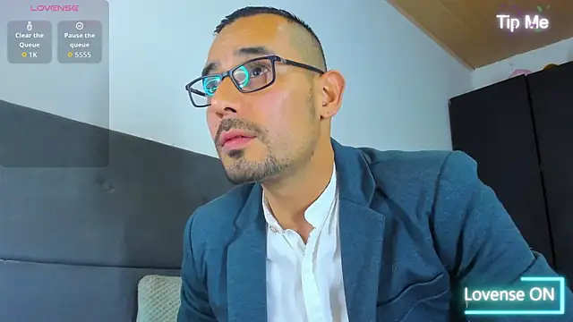 jhonyalzate2 online show from 10-03-25, 02:08