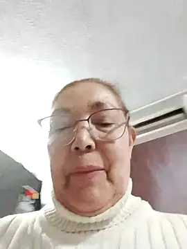 Vicky Rosse online show from 09-25-25, 08:12