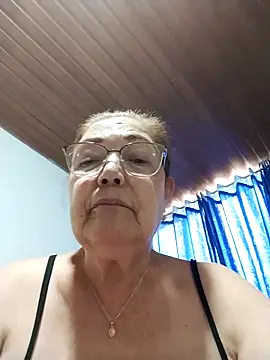 Vicky Rosse online show from 12-19-25, 06:48