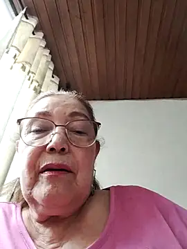 Vicky Rosse online show from 05-08-26, 09:09