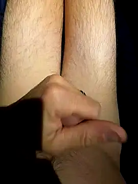 Ayeaye5xh online show from 10-27-25, 07:40