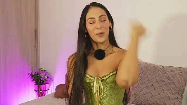 vicky rachell online show from 10-21-25, 01:23