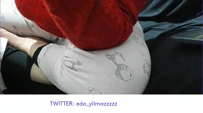 Snapshot of sexy_modelll chatting on 02-27-25, 03:04 sexy modelll online show from 02-27-25, 03:04