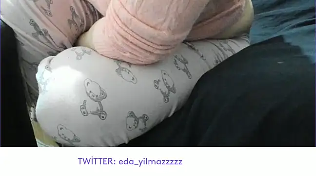 Snapshot of sexy_modelll chatting on 03-02-25, 04:07 sexy modelll online show from 03-02-25, 04:07