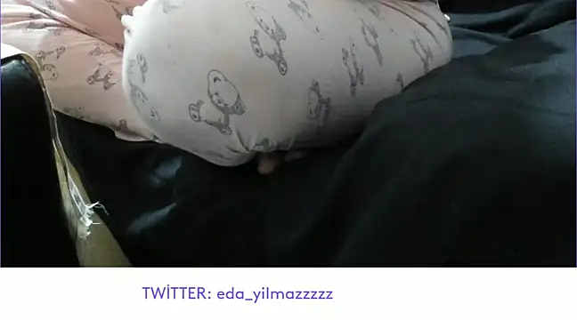 Snapshot of sexy_modelll chatting on 03-04-25, 02:06 sexy modelll online show from 03-04-25, 02:06